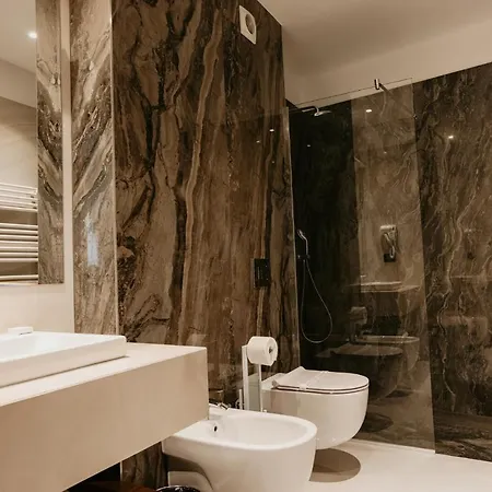 Stein Collection Hotel 4*