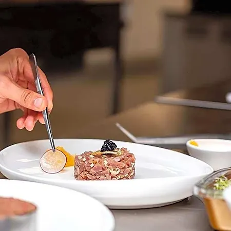 Stein Collection Otel 4*